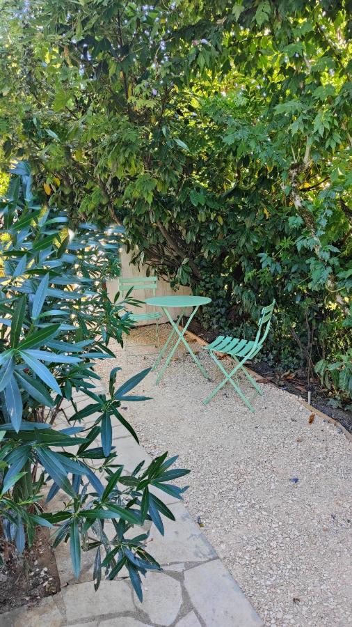 Le Petit Paradis Brive-la-Gaillarde Exterior foto